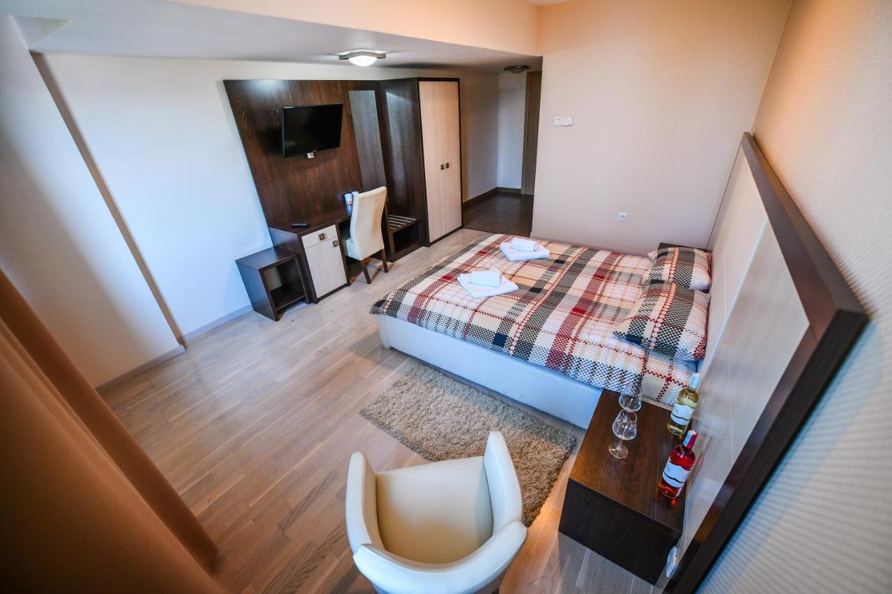 La Casa Apartments Banja Luka Eksteriør billede
